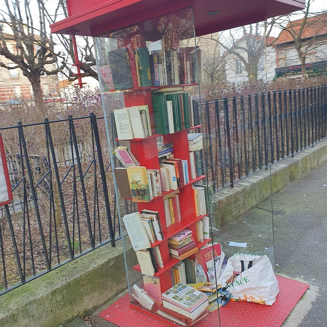Boîte à livres René COTY 2